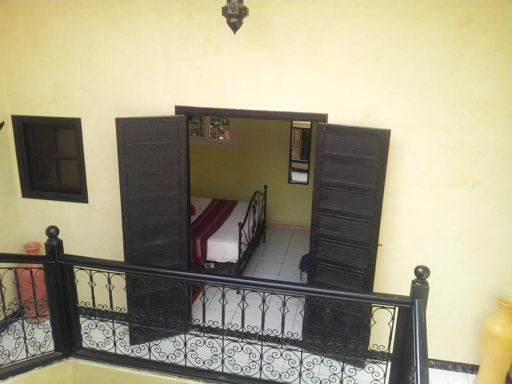 Riad Les Portes De La Medina Marrakesh Room photo