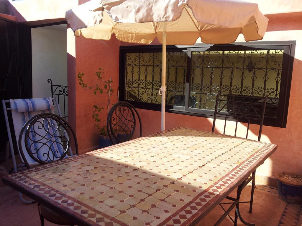 Riad Les Portes De La Medina Marrakesh Exterior photo